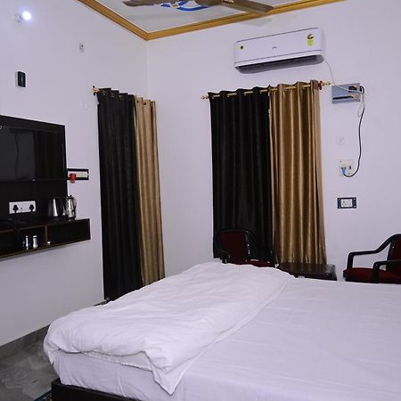 Shri Narayanam Guest House And Home Stay Ayodhya Exterior foto