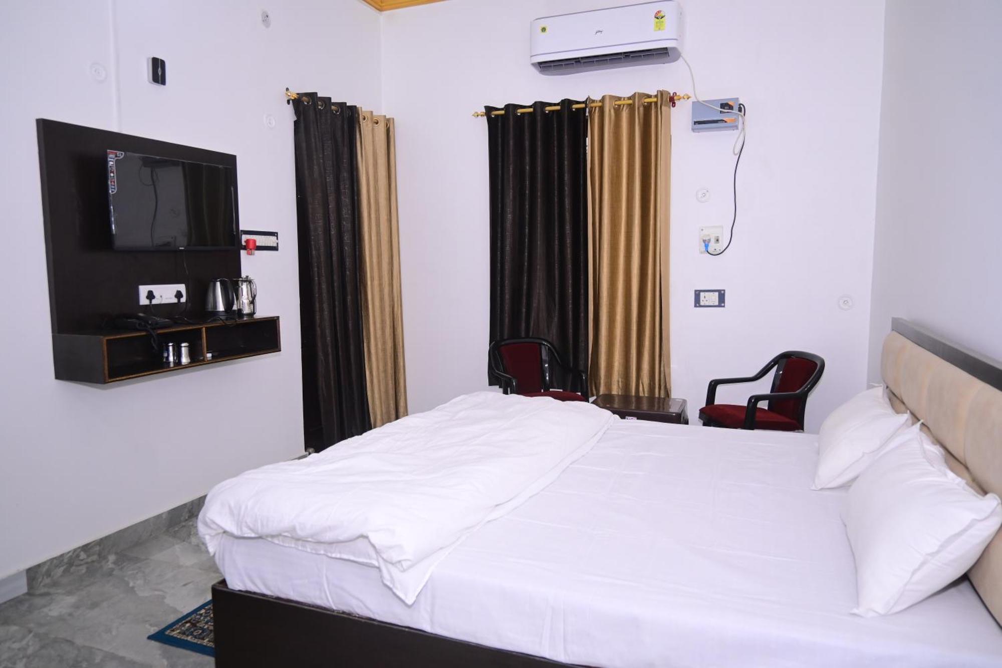Shri Narayanam Guest House And Home Stay Ayodhya Exterior foto